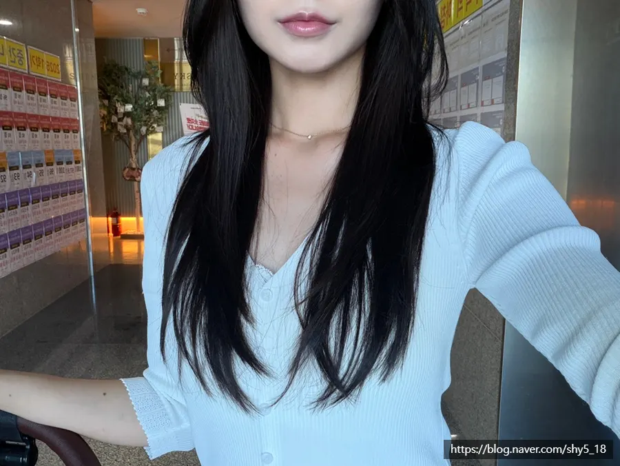 스타일링 에센스로 마무리한 레이어드컷