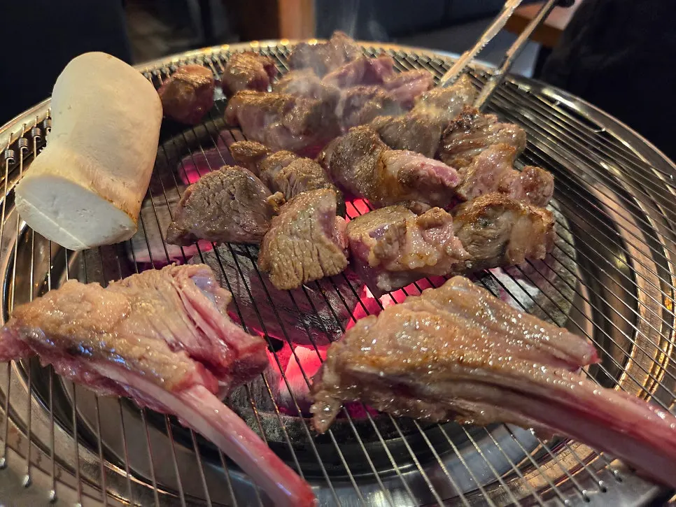 화로에서 익어가는 양등심
