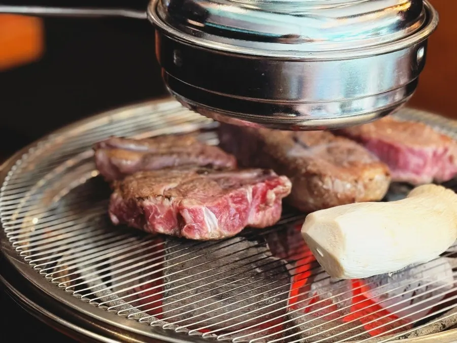 Grilled shoulder rack lamb ribs