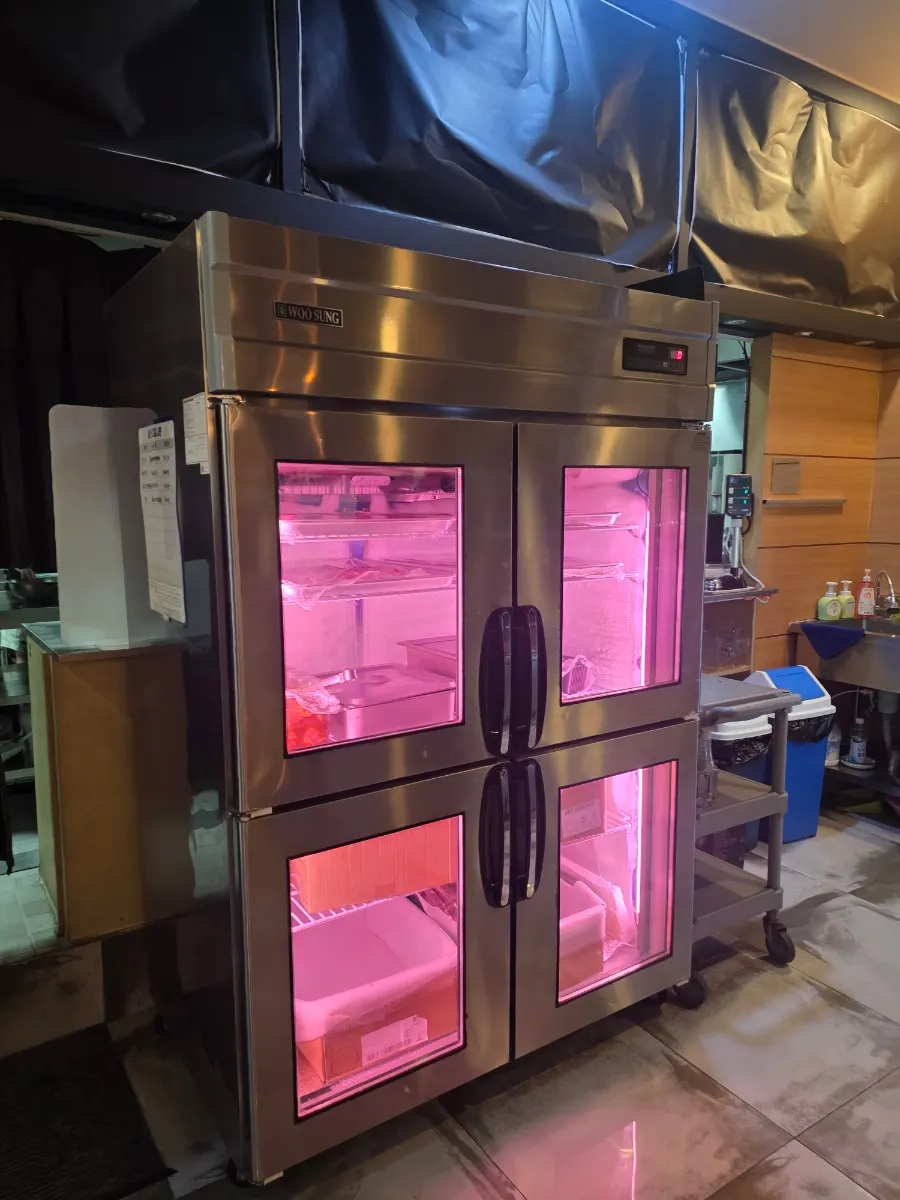 Chilled-aging fridge for lamb inside the restaurant