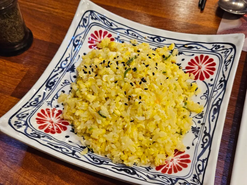 Fluffy egg fried rice
