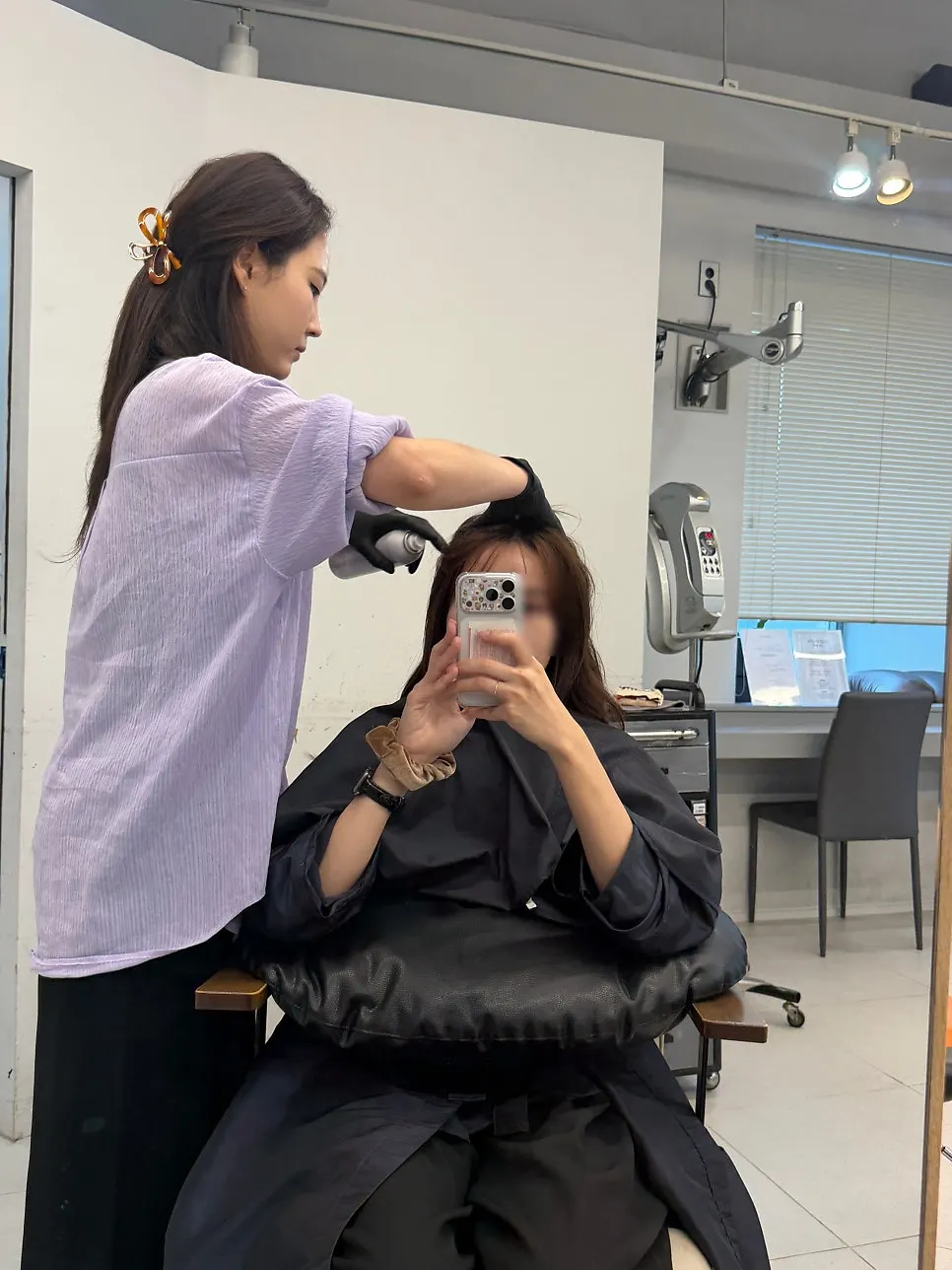 라라 디자이너 뿌리염색 시술