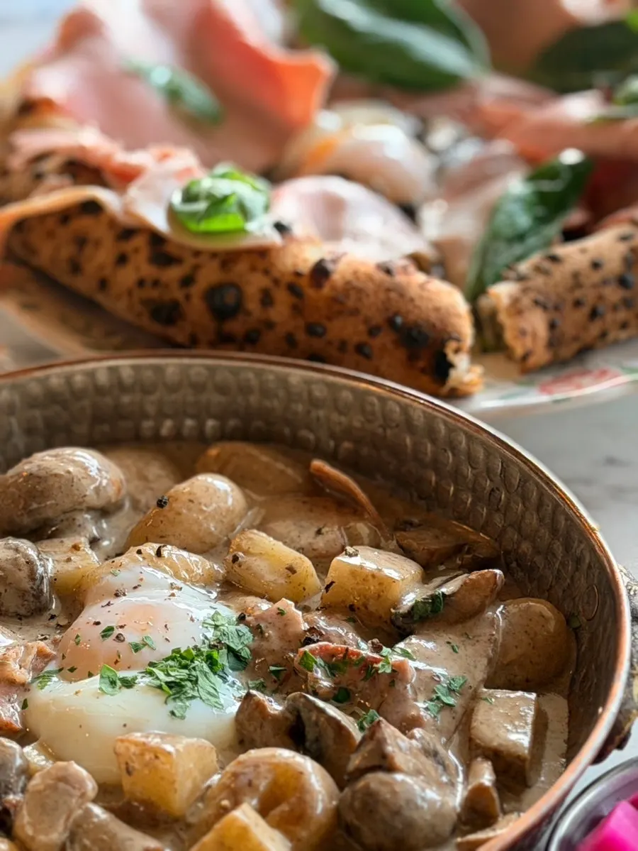 Photo of gnocchi with thick cream sauce