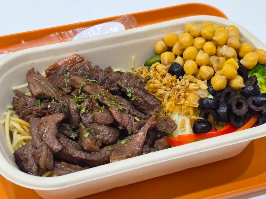 Protein box with chickpeas on top