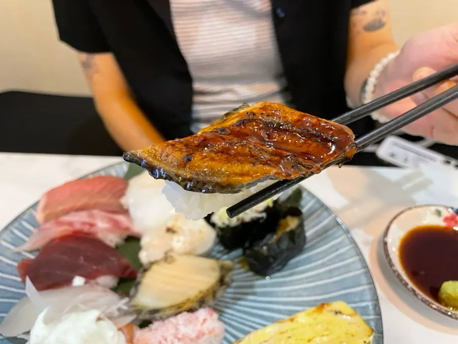 Eel sushi