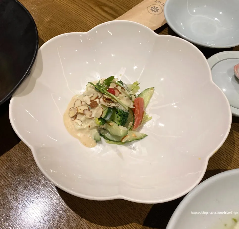 Yuzu-dressing salad starter