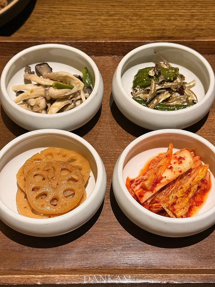 바싹 불고기 정식 한 상