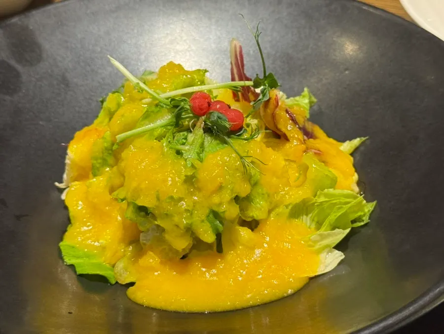 Cheongyang pepper water kimchi and salad appetizer