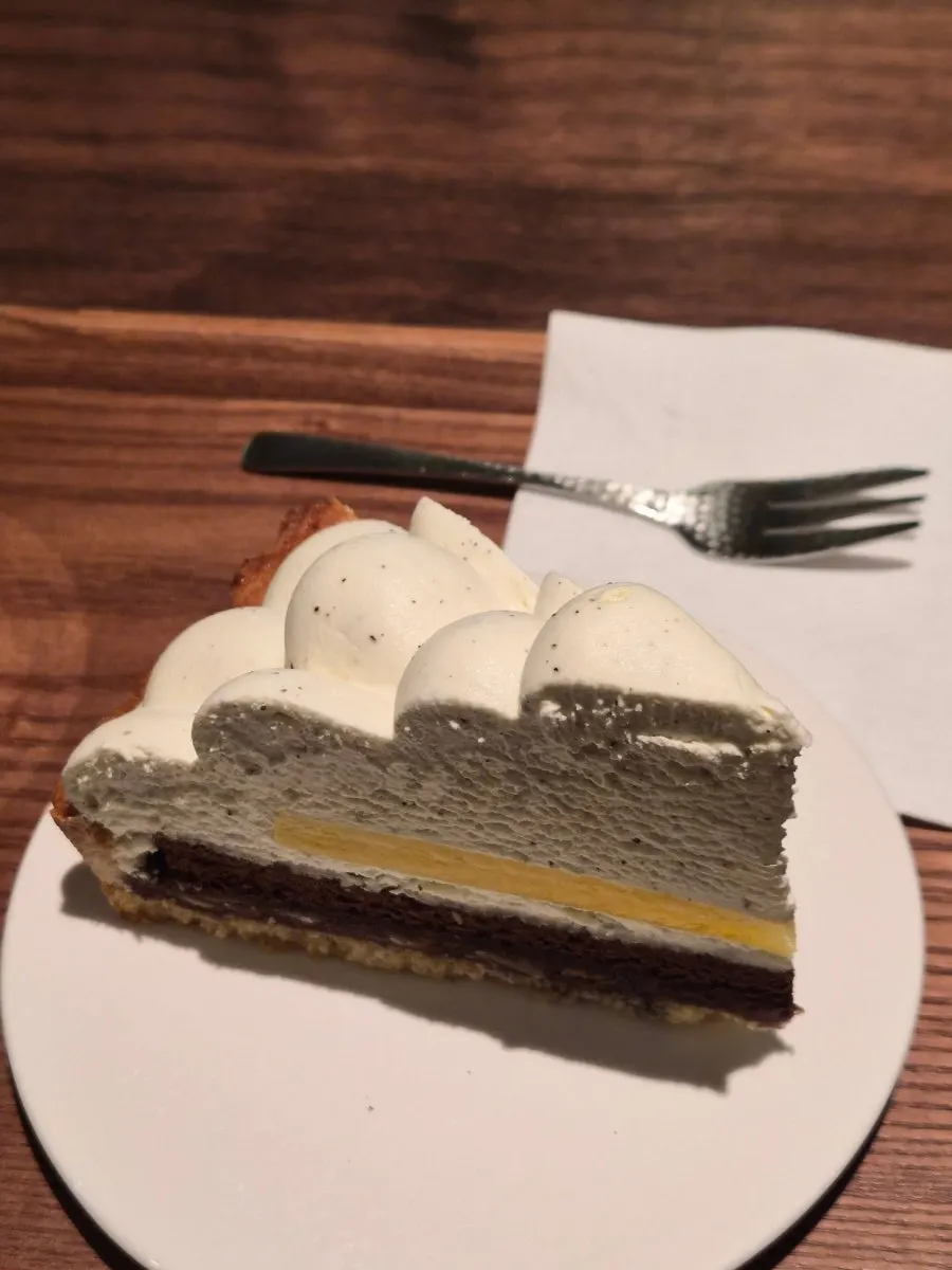 A crisp slice of Earl Grey lemon tart