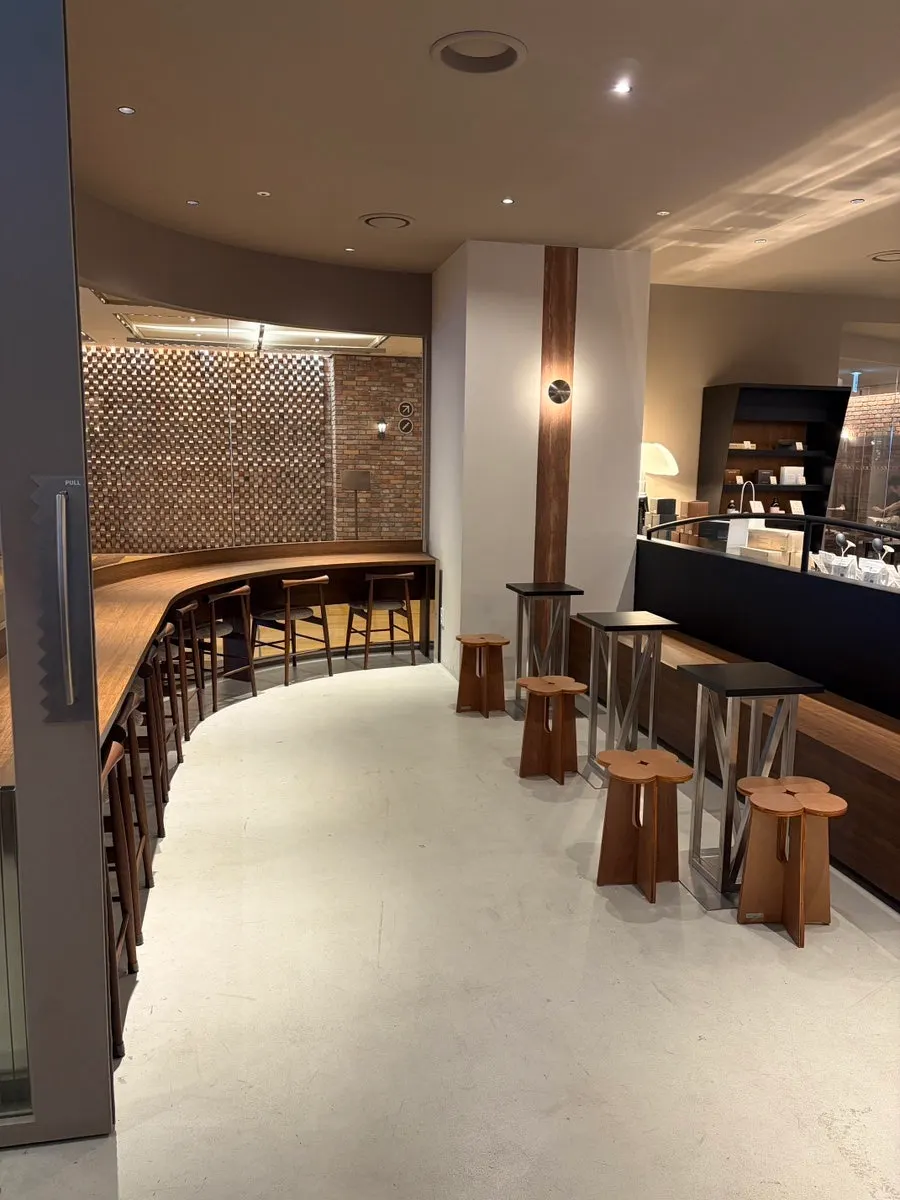 Varied seating area at Center Coffee Gwanghwamun