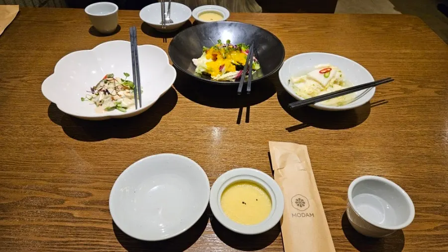 Abalone soy-marinated shrimp butter rice for a Gwanghwamun date at Modam Dining