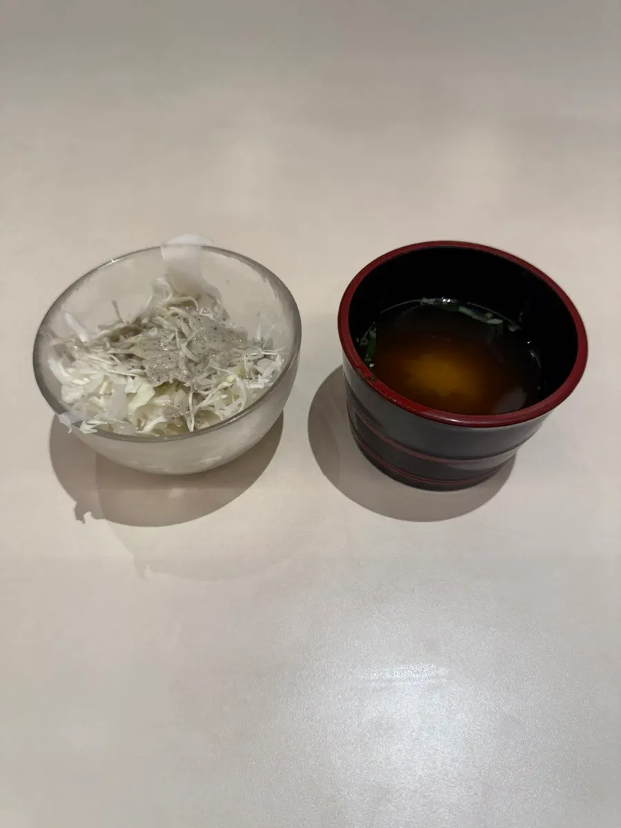 Basic side dishes: cabbage salad and broth soup