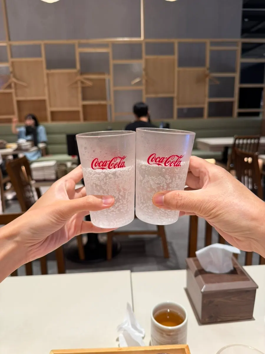 A glass of extra-fizzy Sprite