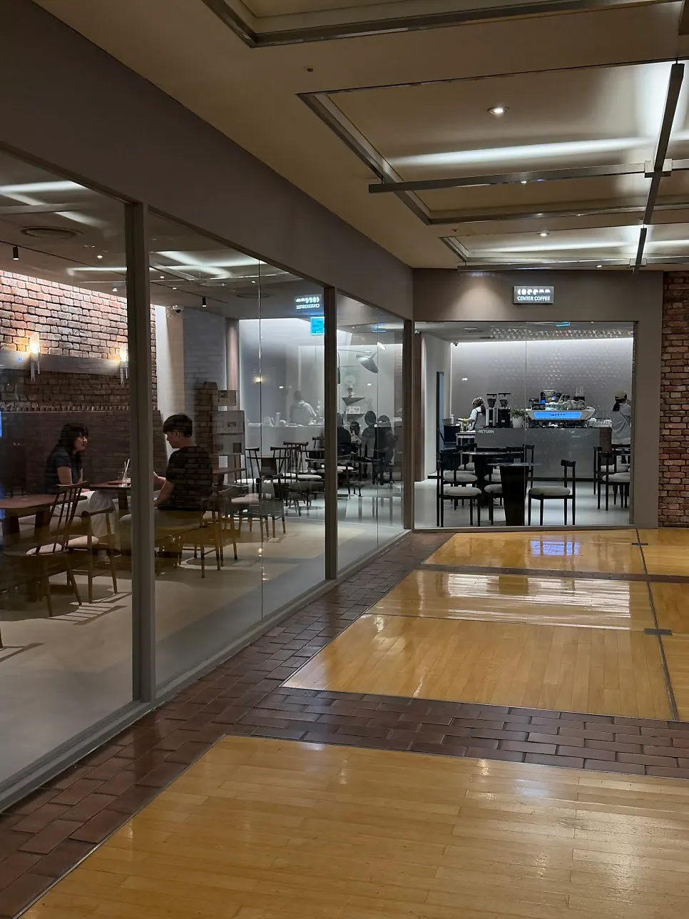 Lighting and interior of SFC Mall