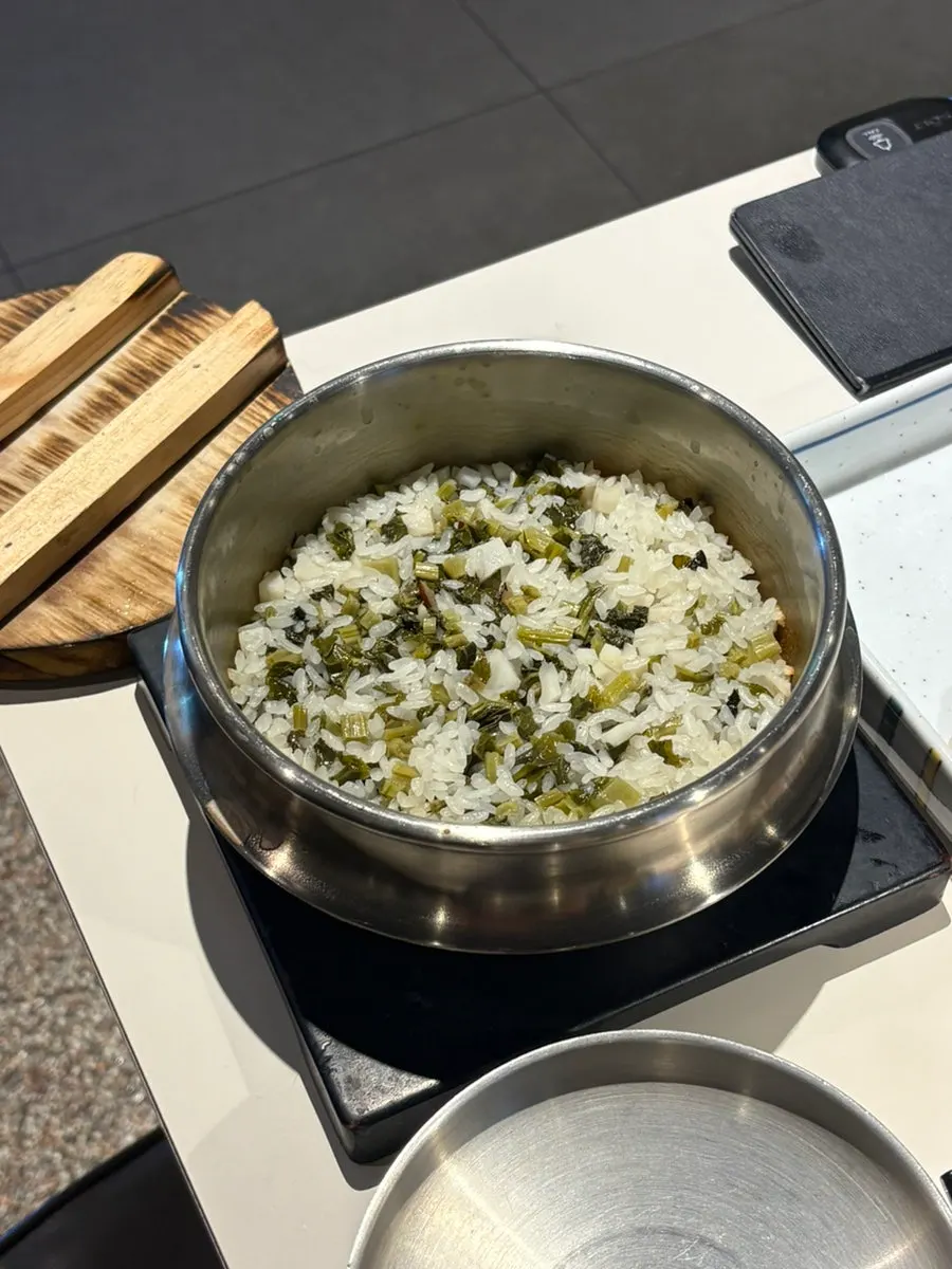 뜨끈한 곱창전골 한 상