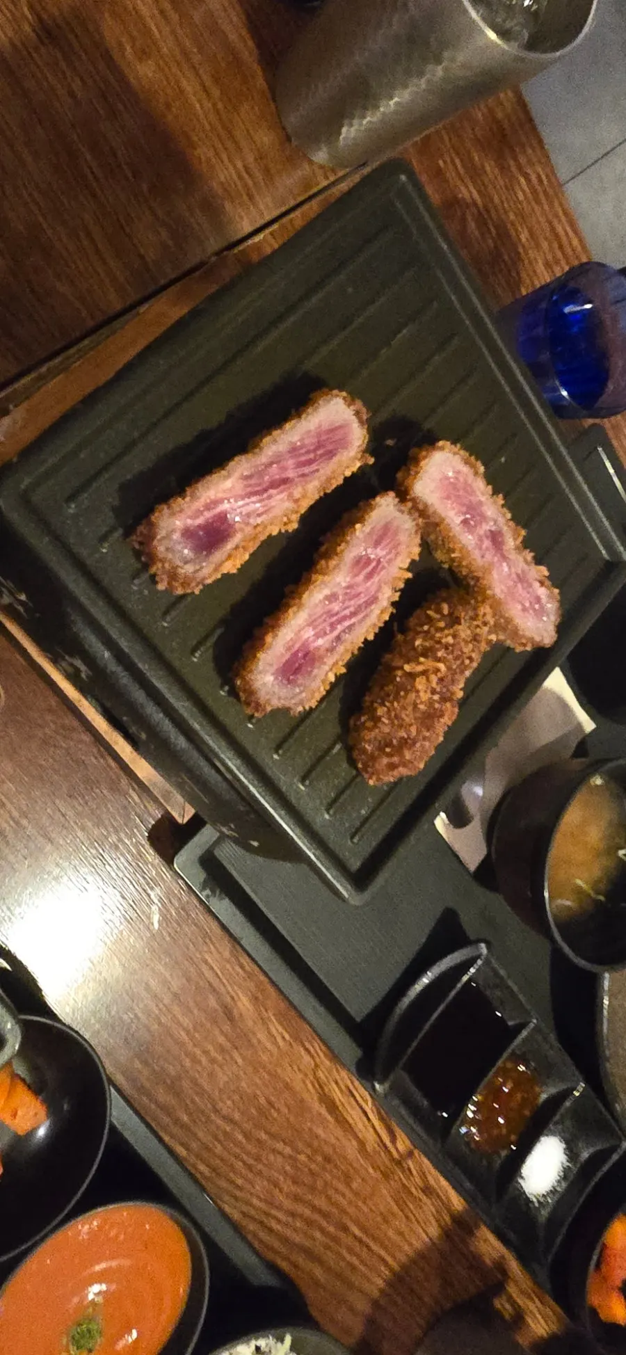 Gyukatsu cooking on the brazier