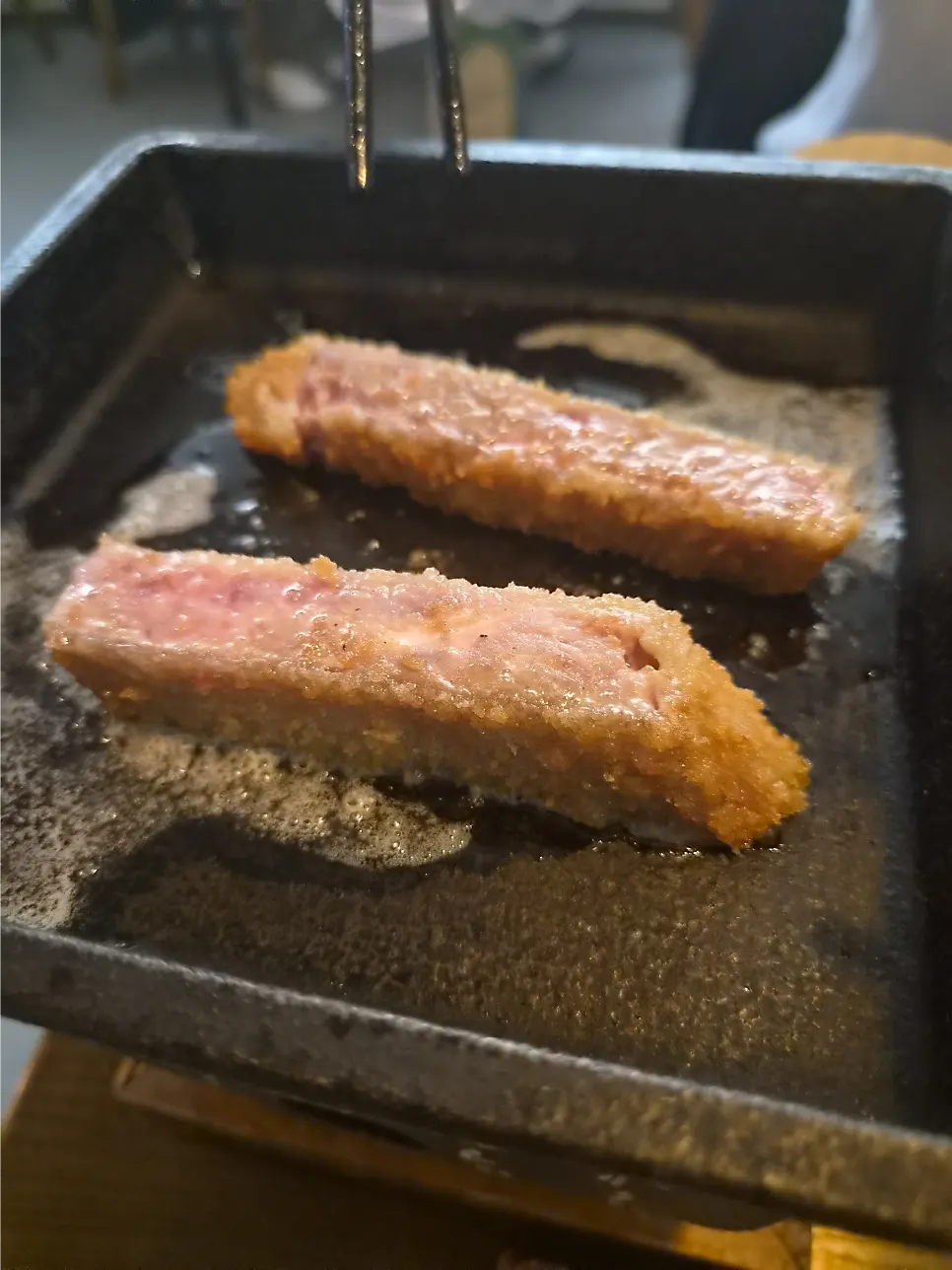 버터에 굽는 규카츠 단면