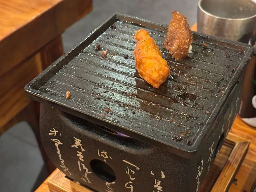Karaage grilled once more on the tabletop grill