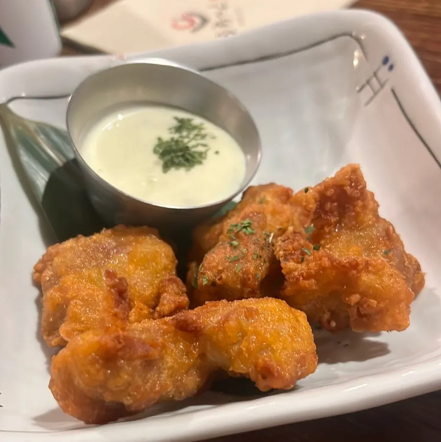 Chicken karaage served with white sauce