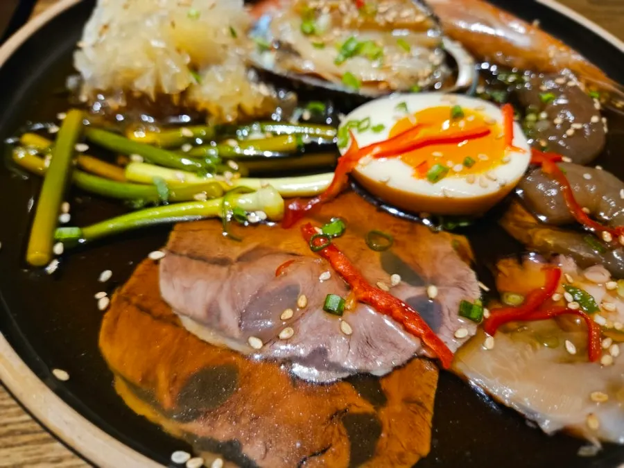 Tiger prawn jang cut with scissors and mixed into butter rice