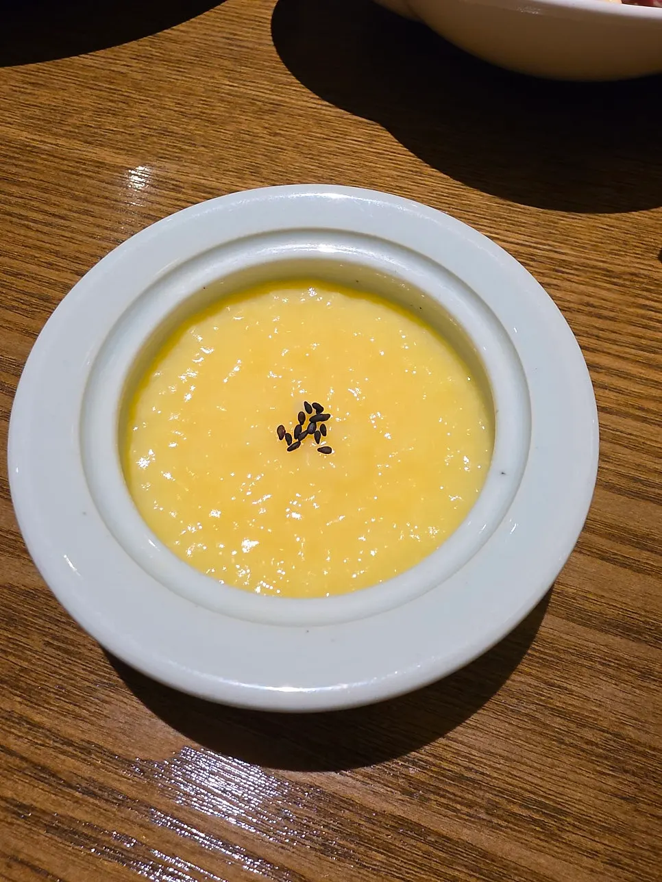 코스 첫 순서 계절 호박죽