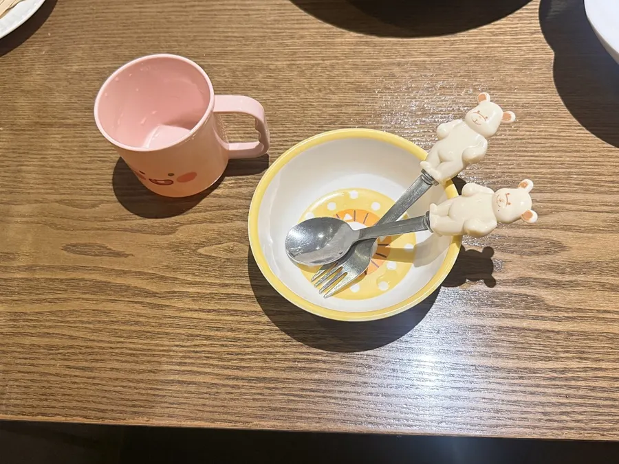 Separate rice and soup prepared for the child at Modam Dining