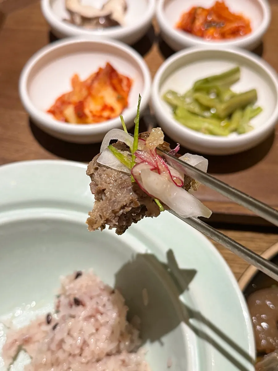 Close-up of the abalone tteokgalbi set plate