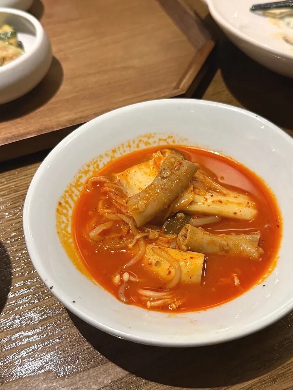 국물이 자작해진 한우 곱창전골 한 그릇