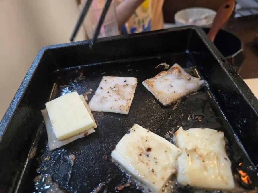 Side dish being grilled on the brazier