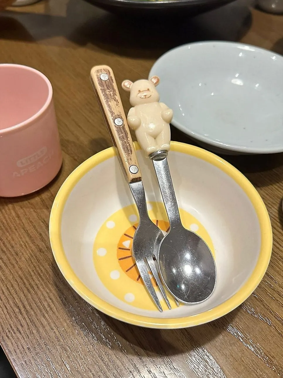 Neatly set private-room table