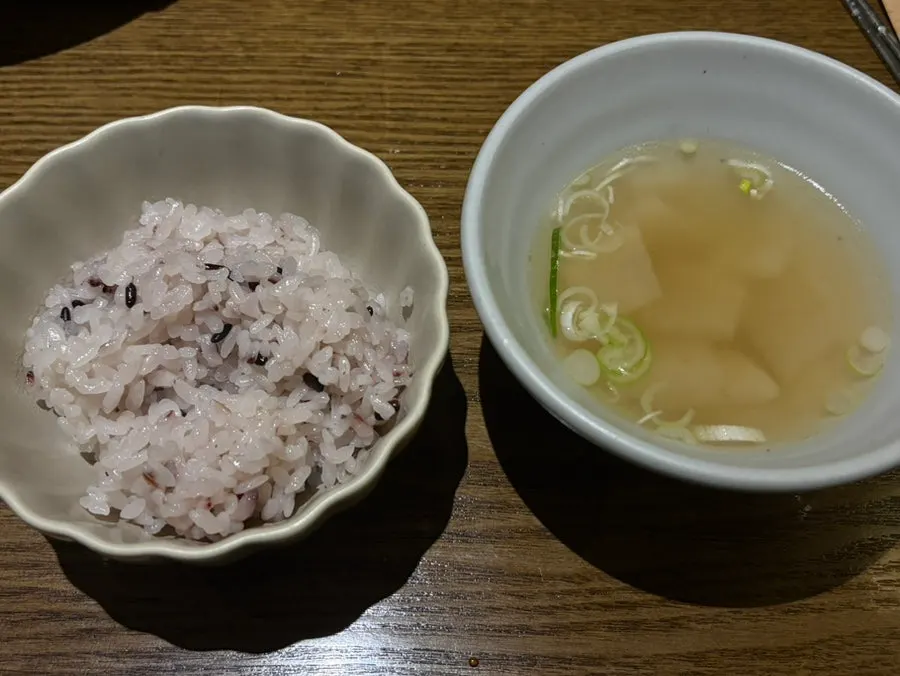 Bori-gulbi and deodeok charcoal-grilled pork set spread