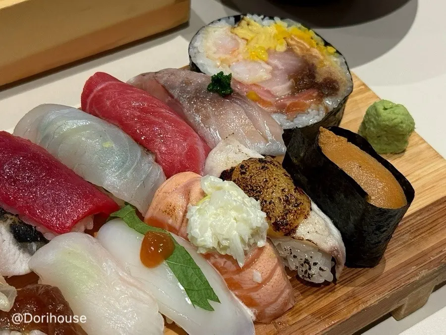 Close-up of the sushi set with tuna belly and amberjack