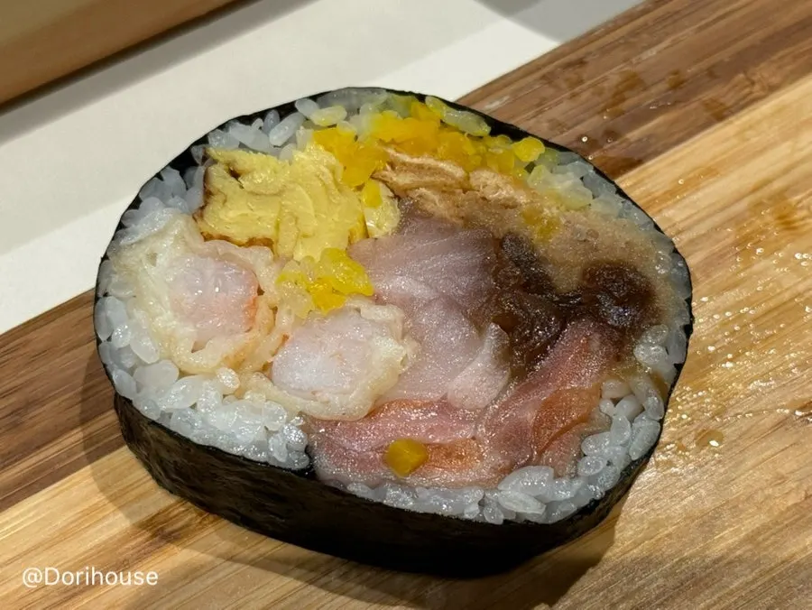 Futomaki roll with soy-marinated shrimp