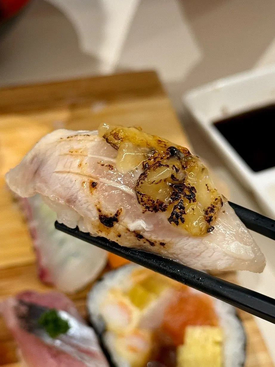 鮪魚壽司單片特寫