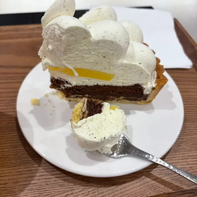 Close-up of the Earl Grey lemon tart