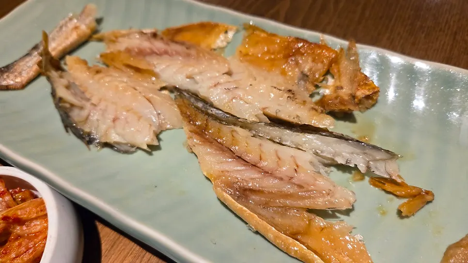 A whole bori-gulbi served at the table