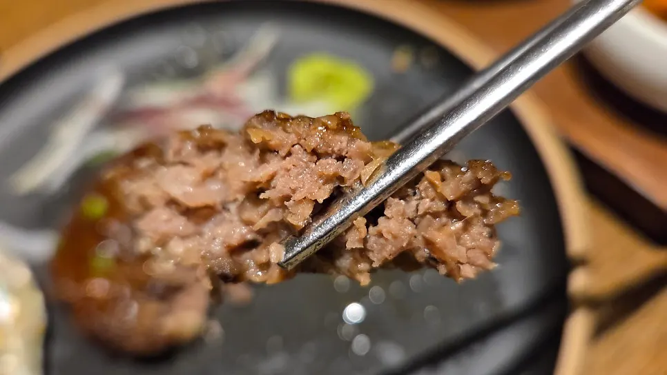 Nicely browned tteokgalbi set