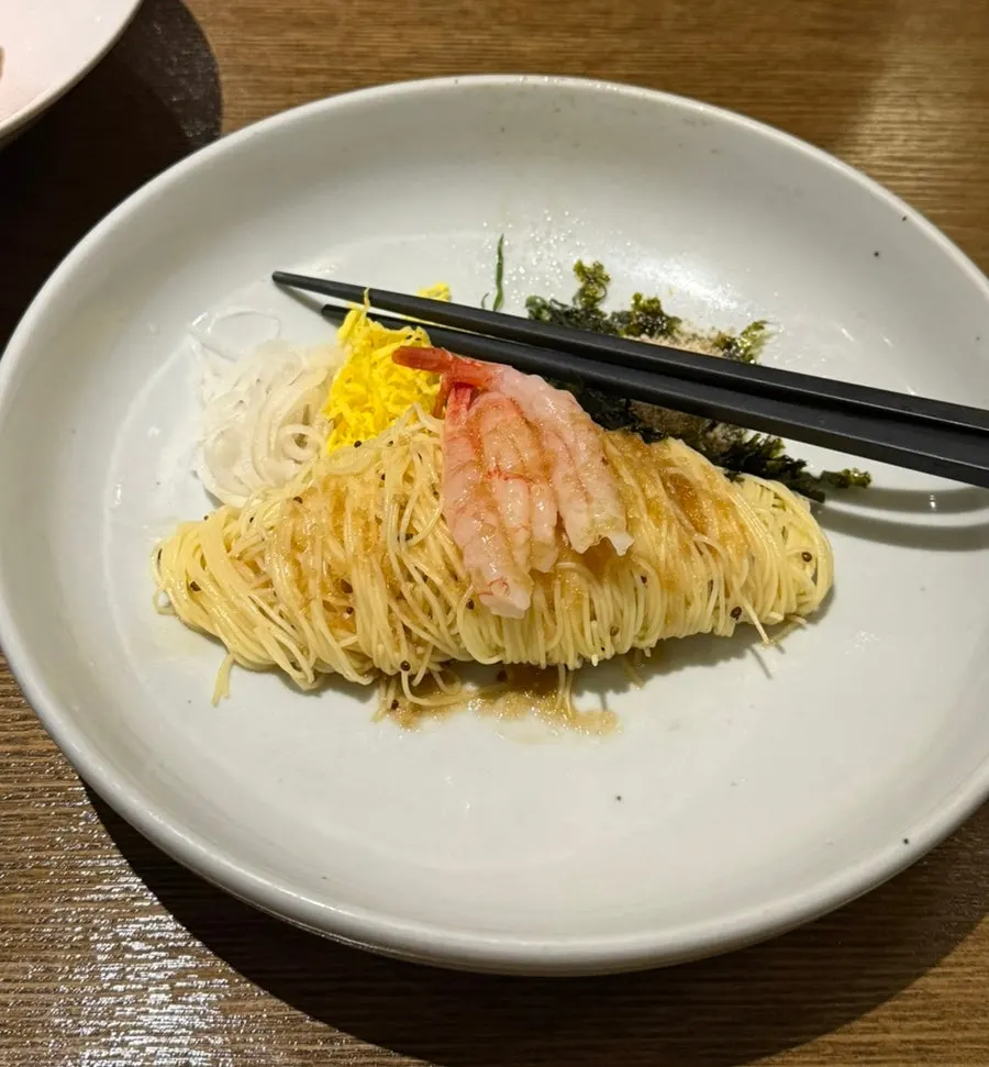 단새우가 올라간 들기름 카펠리니