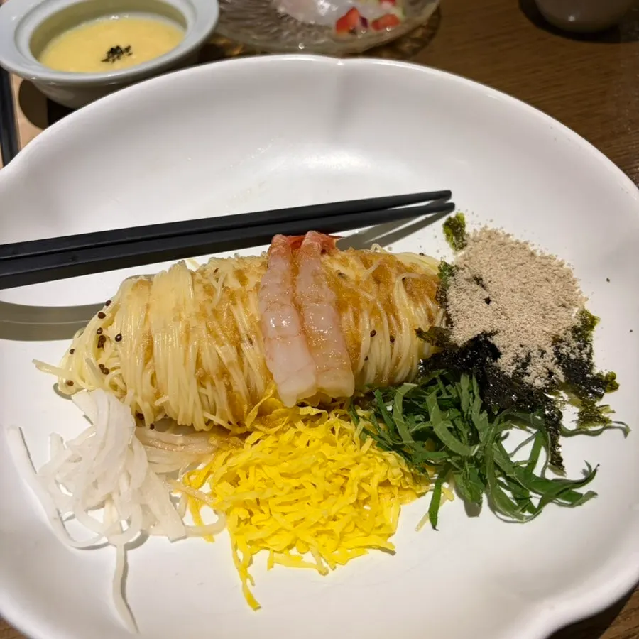 들기름 카펠리니 한 접시