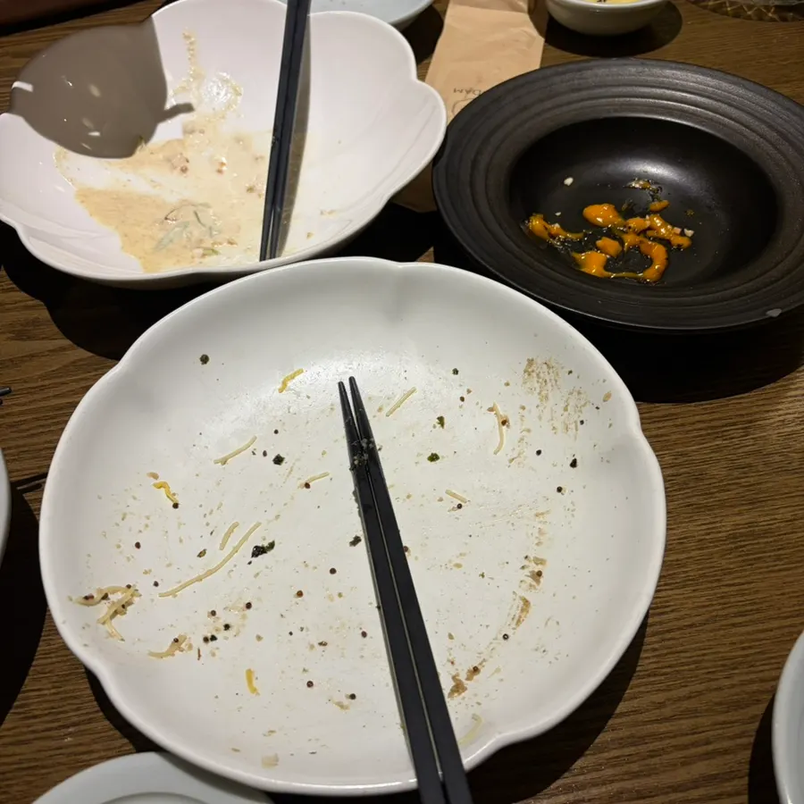 에피타이저 코스 마무리 접시