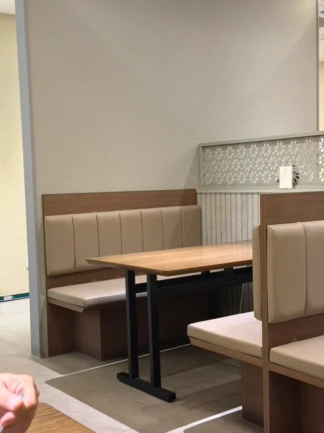 매실차로 건배하는 저녁 식사 마무리