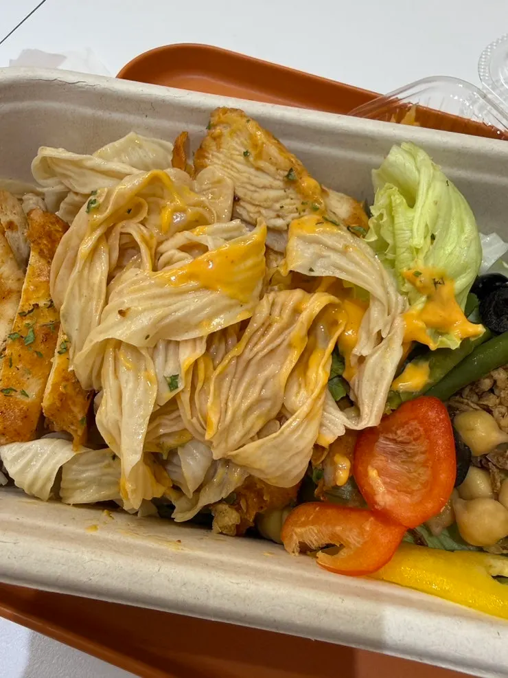 Tofu-noodle protein set with sauce