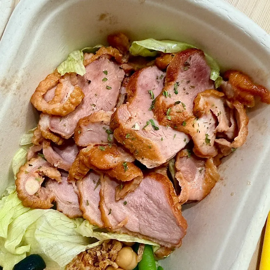 Smoked duck on top of the protein box