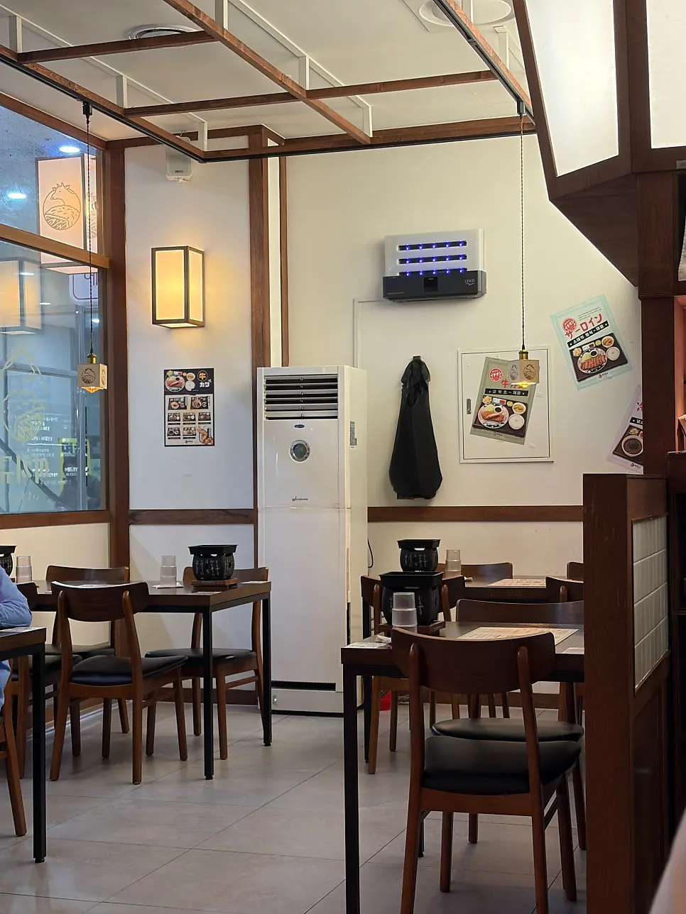 Tables inside Ichigyu Gwanghwamun Branch