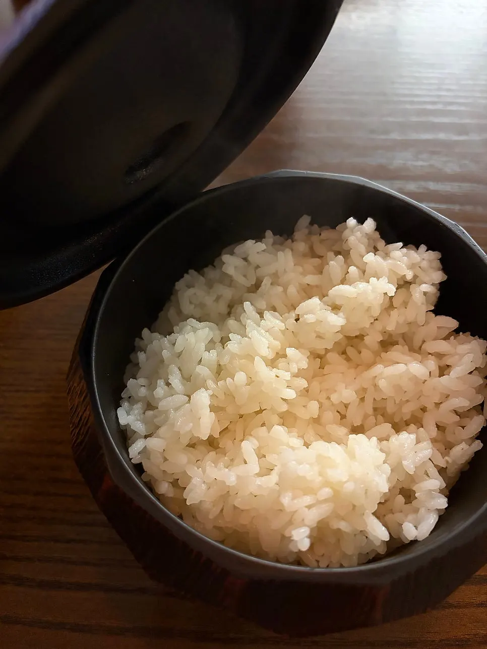 Rice served in a jar-shaped bowl