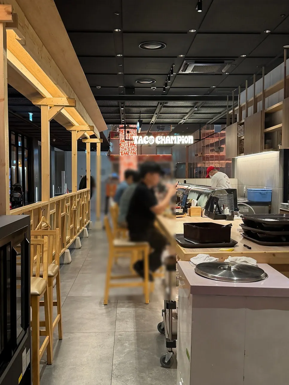 광화문 KT타워 지하 1층 코끼리초밥 입구