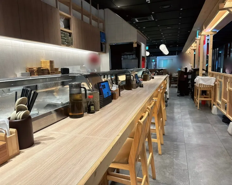 코끼리초밥 광화문점 매장 내부 좌석
