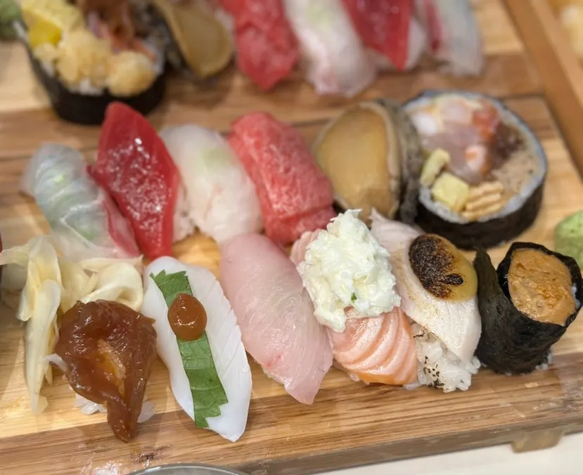 Elephant B sushi set with cold soba