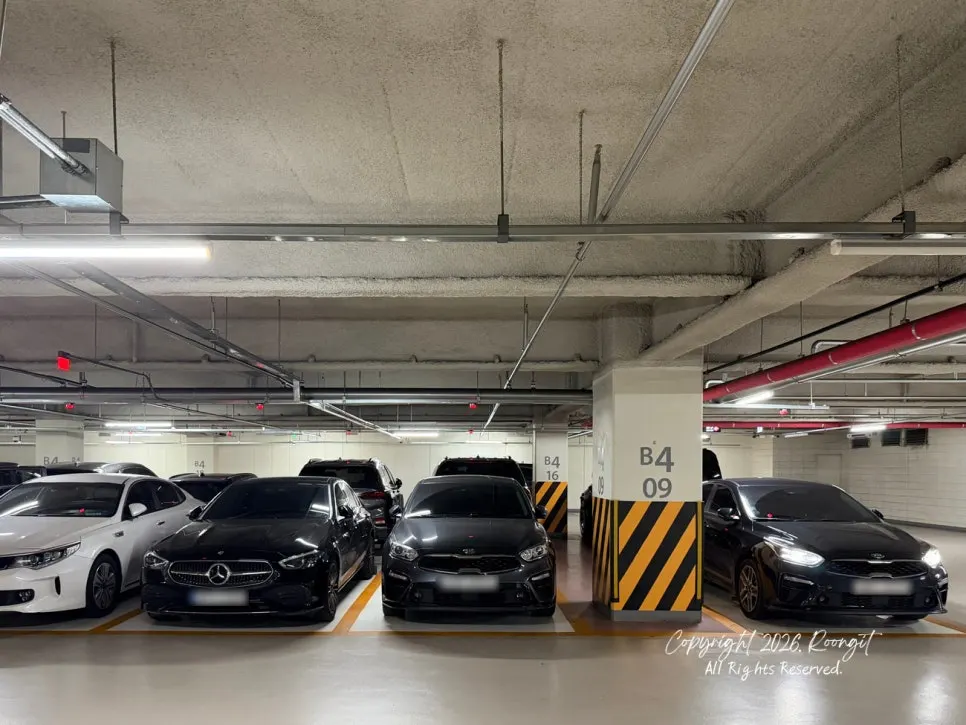 Lorong basement lantai 1 menuju Choe Uyeong Sushiya Jongno Branch dekat Stasiun Jonggak