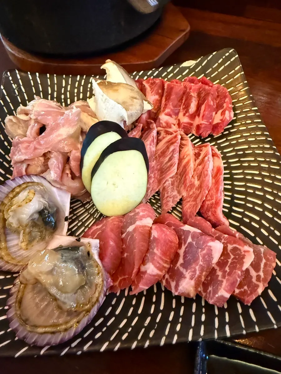 Main meat and vegetables from the special course set on the personal grill